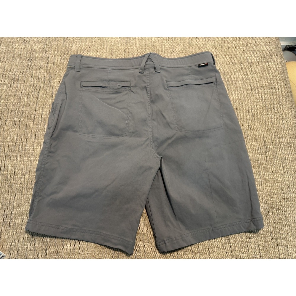 Gerry Chino Shorts Men's Size 38 Gray Nylon Flat Front Adjustable Belt 9" Inseam
